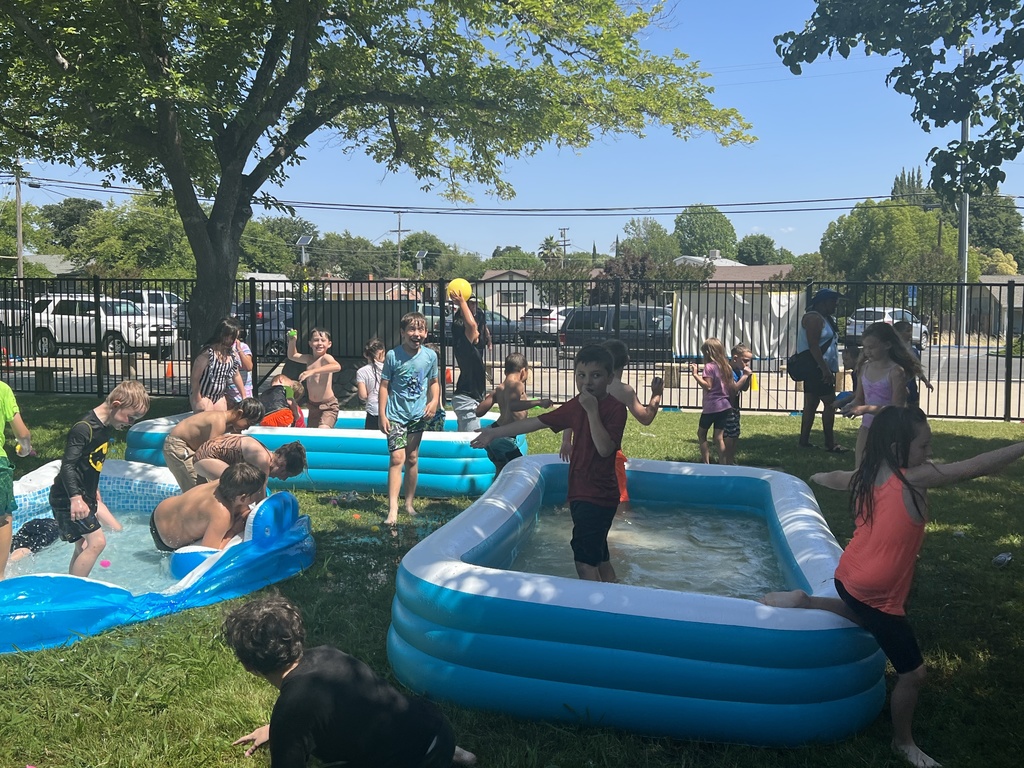 students pool play